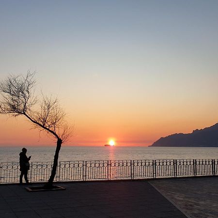 Doralice Comfort House Free Private Parking Villa Salerno Eksteriør billede